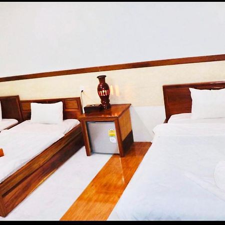 Ly Meng Hotel Battambang Eksteriør billede