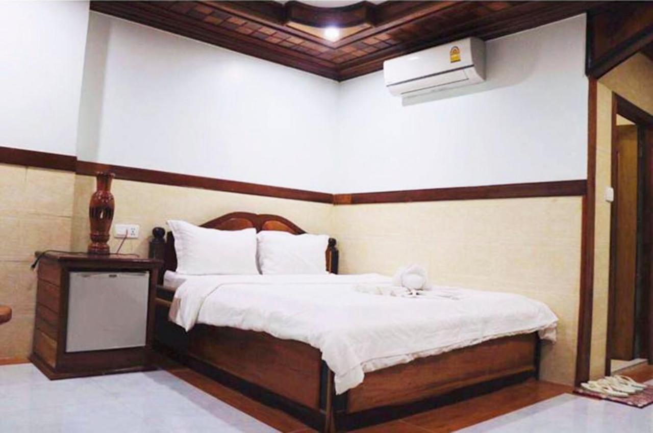 Ly Meng Hotel Battambang Eksteriør billede