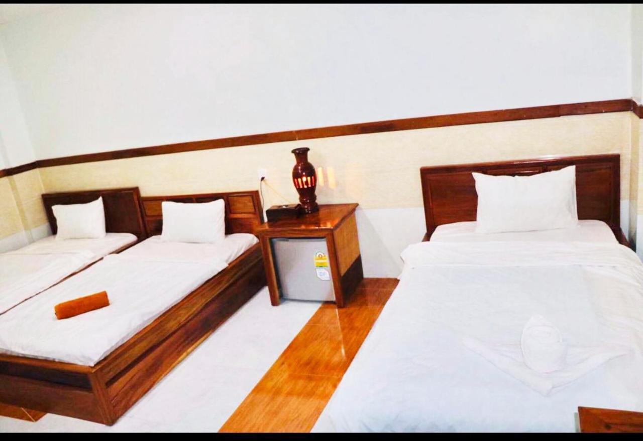 Ly Meng Hotel Battambang Eksteriør billede
